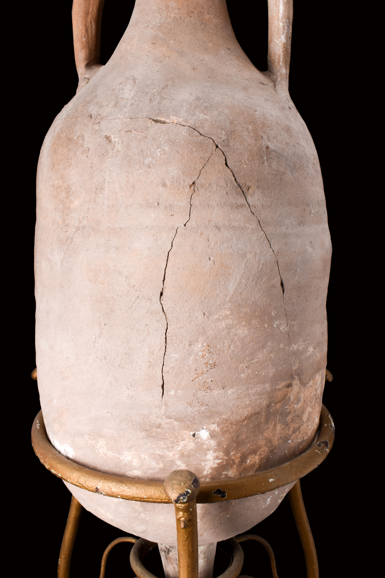 ROMAN TERRACOTTA AMPHORA - Image 8 of 9