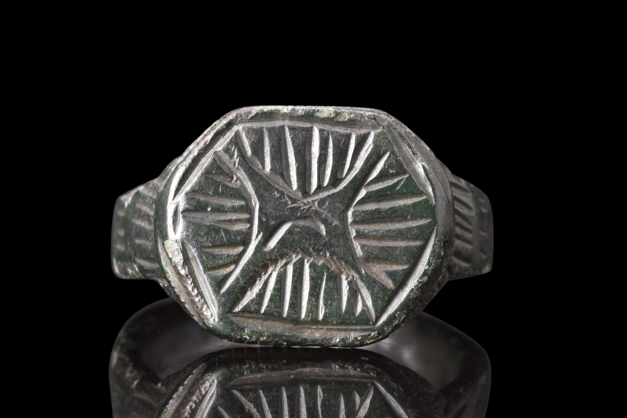 MEDIEVAL BRONZE RING WITH STAR OF BETHLEHEM - Image 4 of 8