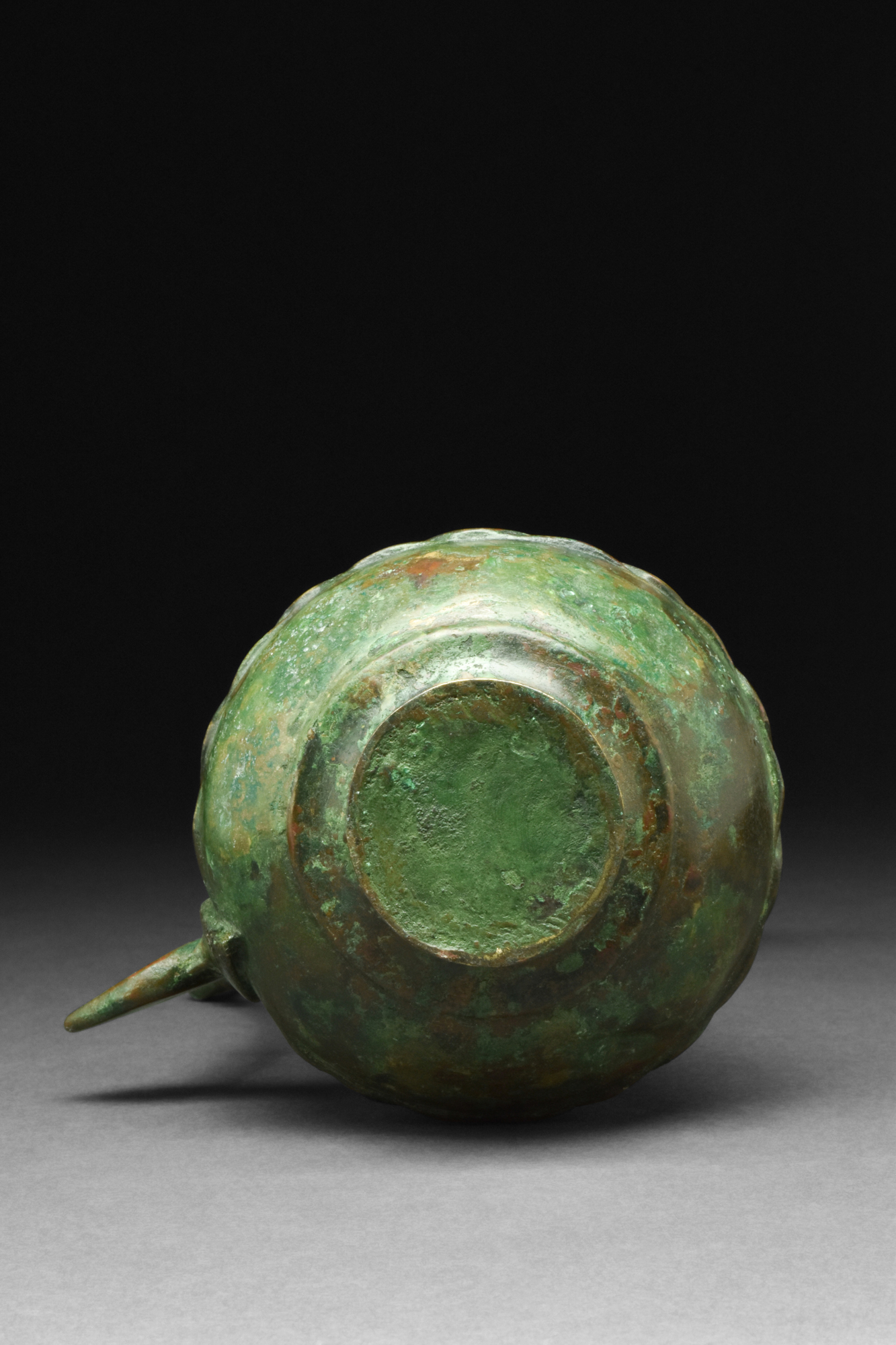 SELJUK BRONZE EWER WITH LAMP-SHAPED SPOUT - Image 8 of 10