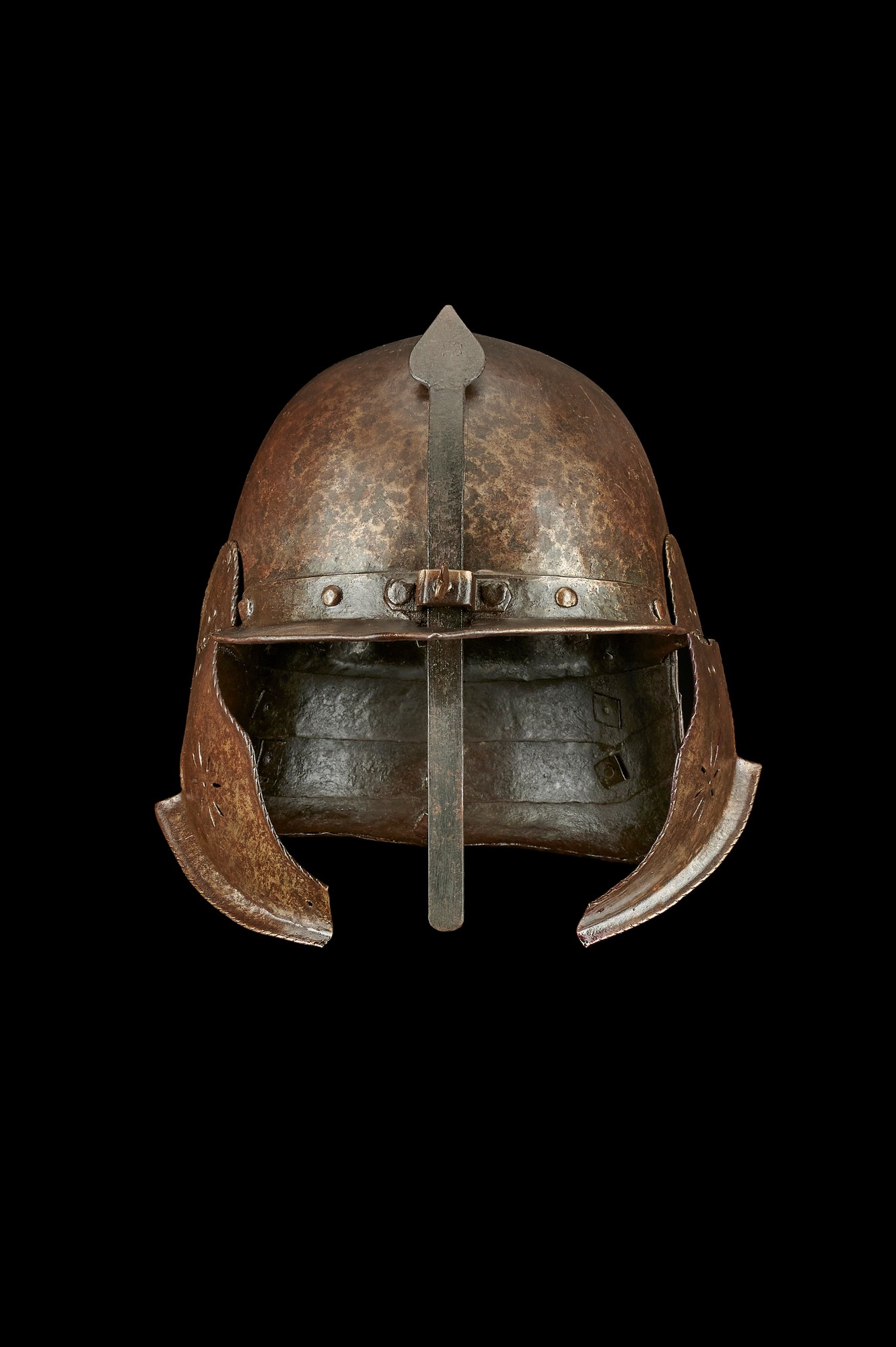 POLISH OR GERMAN LOBSTERTAIL HELMET