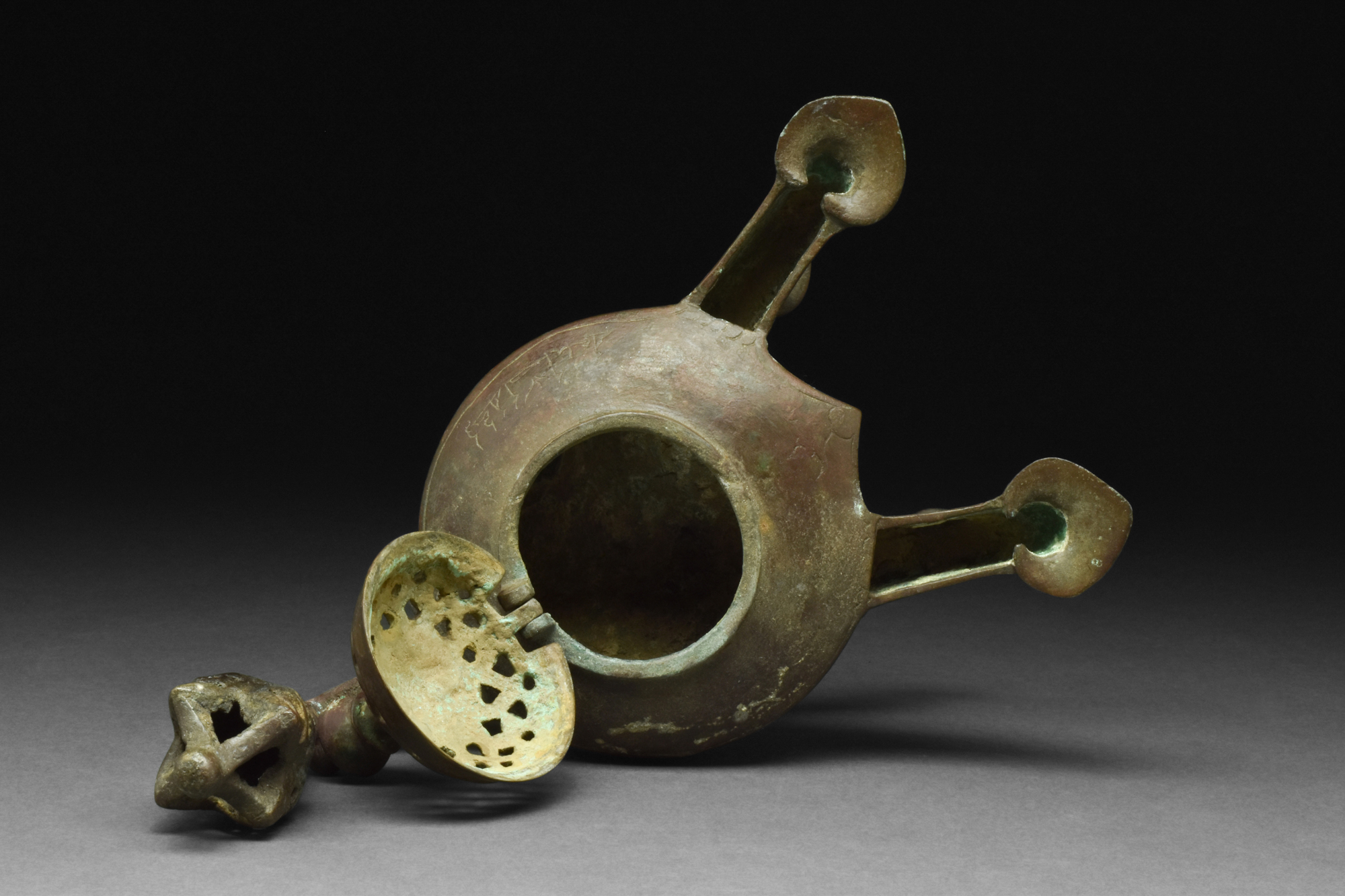 SELJUK BRONZE TRIPOD OIL LAMP WITH TWO SPOUTS - Image 7 of 11