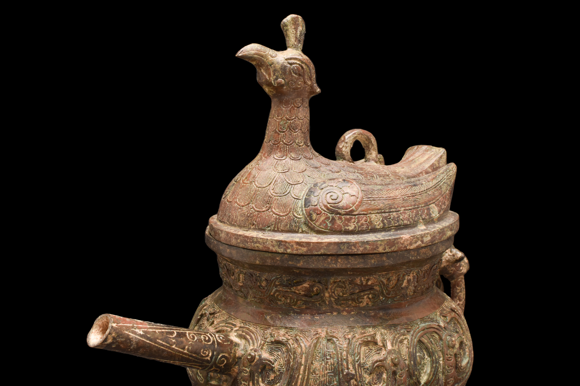 CHINESE ARCHAIC BRONZE POURING VESSEL WITH A BIRD-SHAPED LID - Image 8 of 9