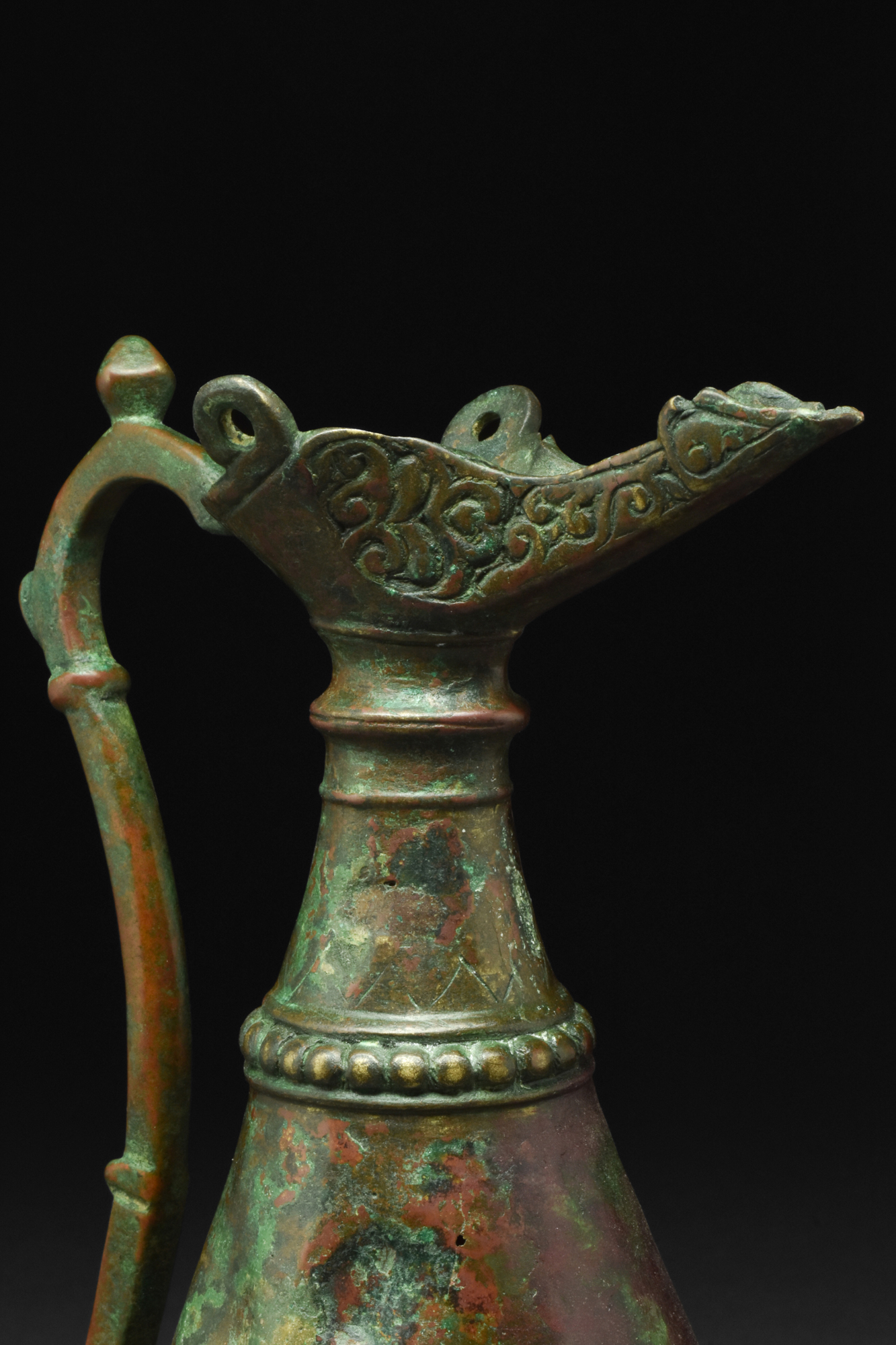 SELJUK BRONZE EWER WITH LAMP-SHAPED SPOUT - Image 9 of 10