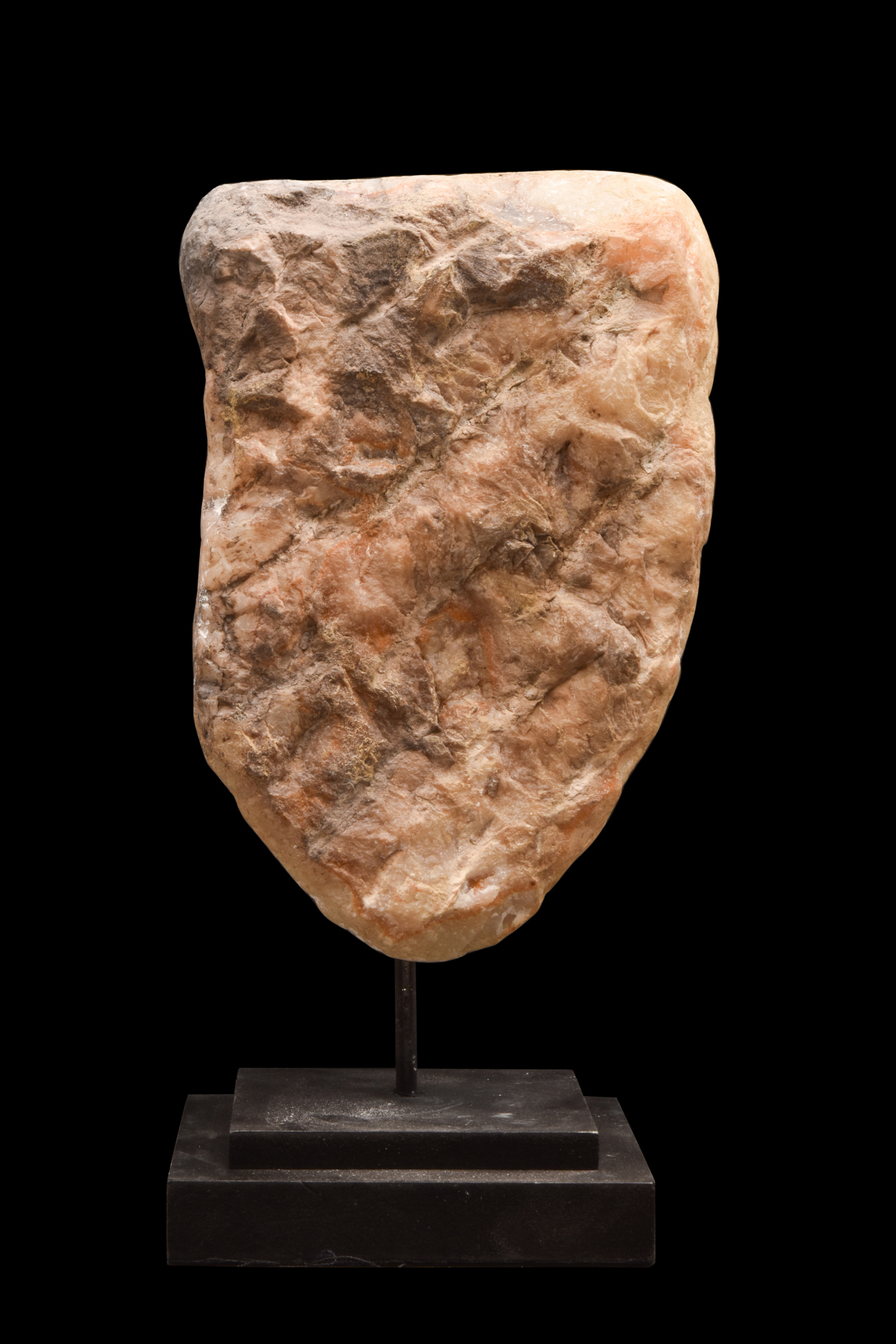 SOUTH ARABIAN ALABASTER FACE STELE - Image 3 of 4