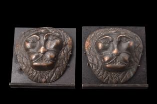 LARGE NEOCLASSICAL PAIR OF BRONZE LION HEAD MOUNTS