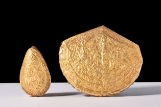 MUGHAL GOLD PAIR OF PLAQUES