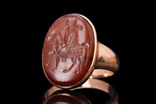 SASANIAN HORSERIDER INTAGLIO IN GOLD RING