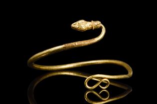 HEAVY PTOLEMAIC GOLD ARM RING