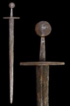 MEDIEVAL SWORD WITH ROUND POMMEL