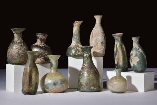 ROMAN COLLECTION OF 10 GLASS VESSELS