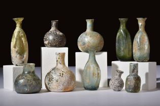 ROMAN COLLECTION OF 10 GLASS VESSELS