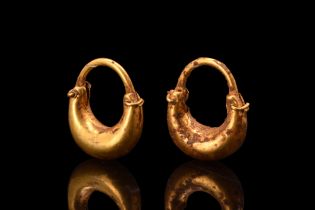 HELLENISTIC GOLD BOAT-SHAPED EARRINGS