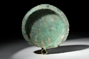 EARLY BRONZE OIL LAMP
