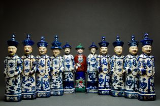 BLUE AND WHITE PORCELAIN SET OF 11 QING OFFICIALS