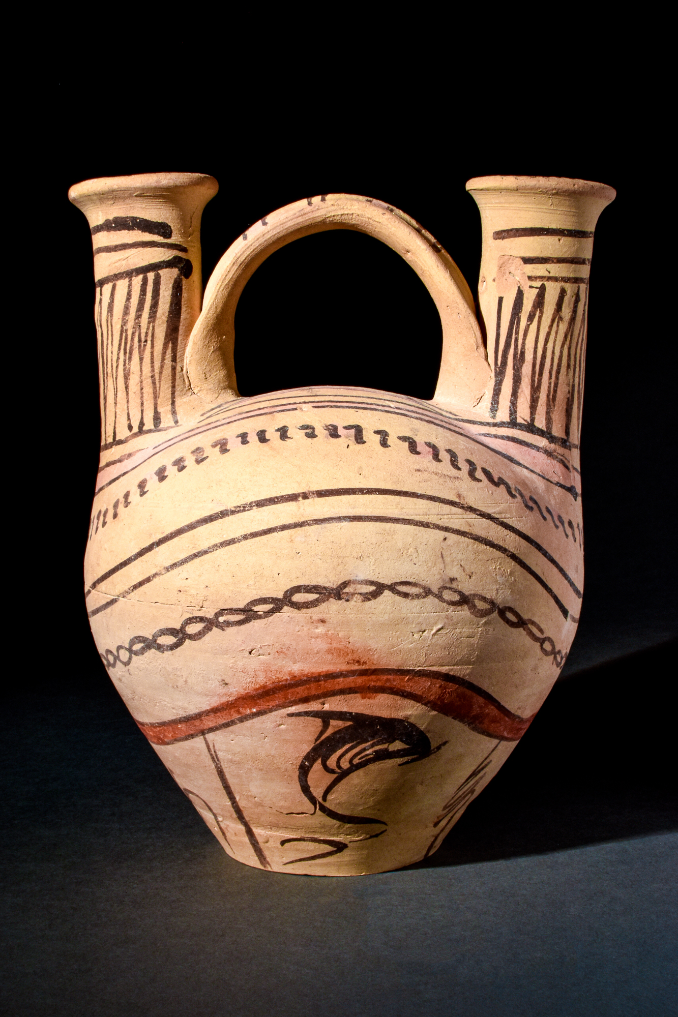 DAUNIAN BICHROME POTTERY ASKOS