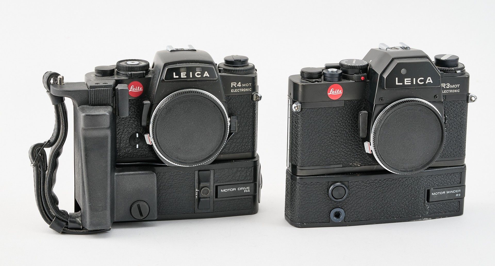 Zwei Leica Fotokameras