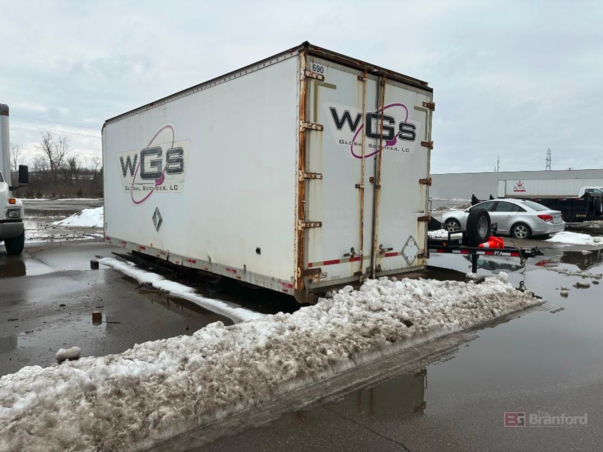 US Truck Body Approx 24' Long Box Truck Body