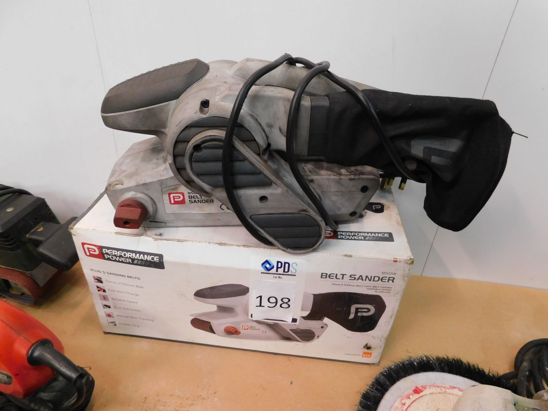 Pro Belt Sander, 240v (Location Grantham. Please Refer to General Notes)