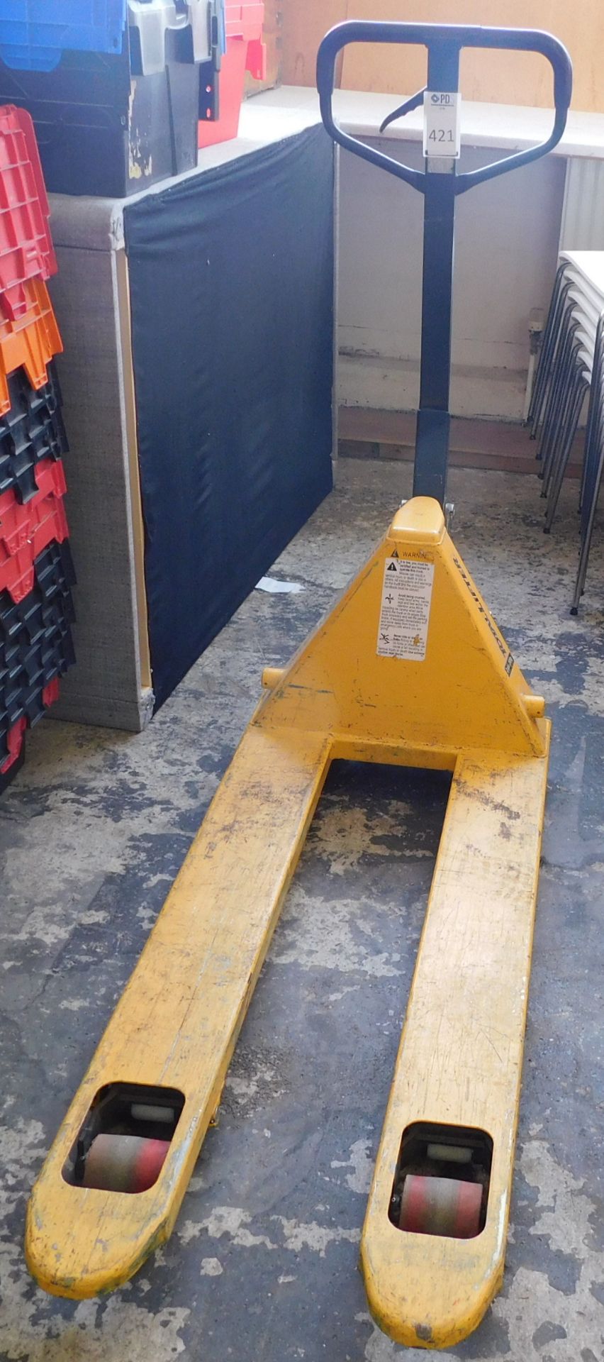 Total Lifter Narrow Blade Pallet Truck, 2500kg (Location Stockport. Please Refer to General Notes)