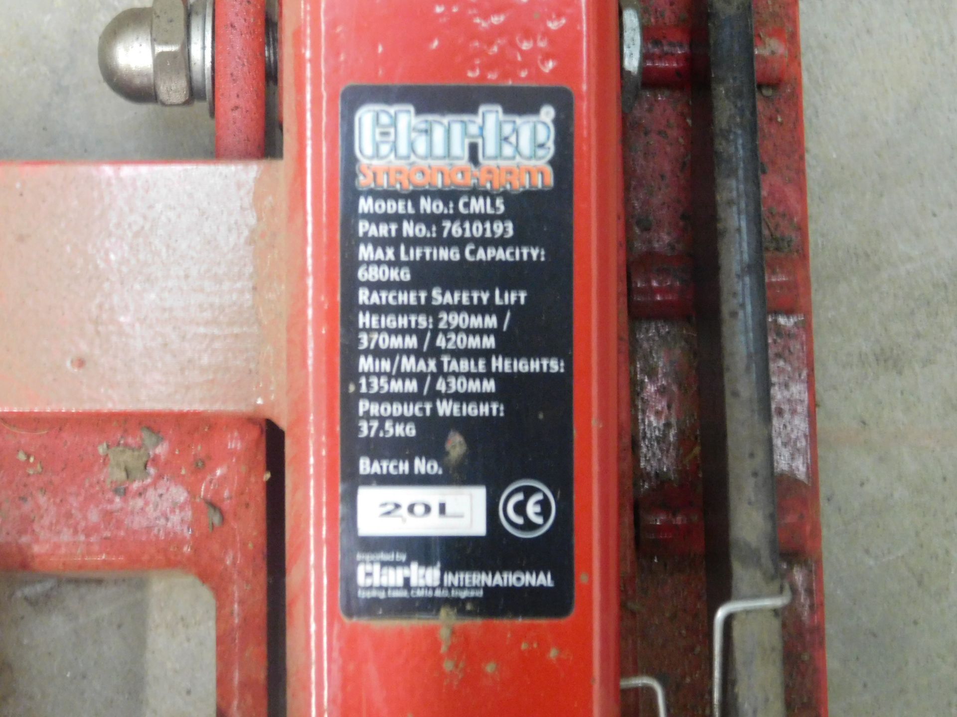 Clarke Strong-Arm CML5 Ratchet Safety Lift (Location Ashford, Kent. Please Refer to General Notes) - Image 2 of 2