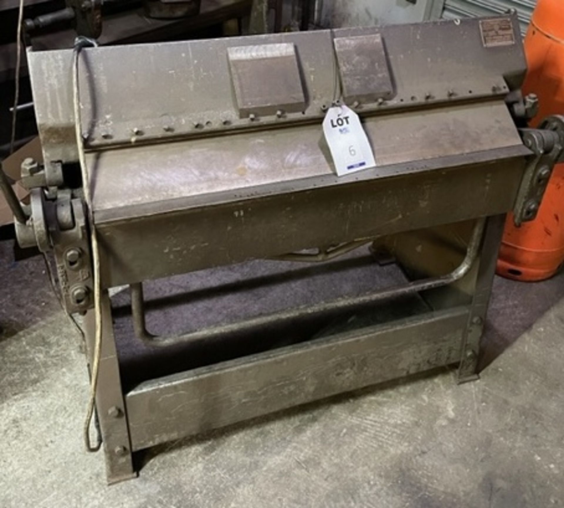 F.J. Edwards 900435 3’x18G Manual Folder, Serial Number 3668c/20217 (Location Colchester. Please