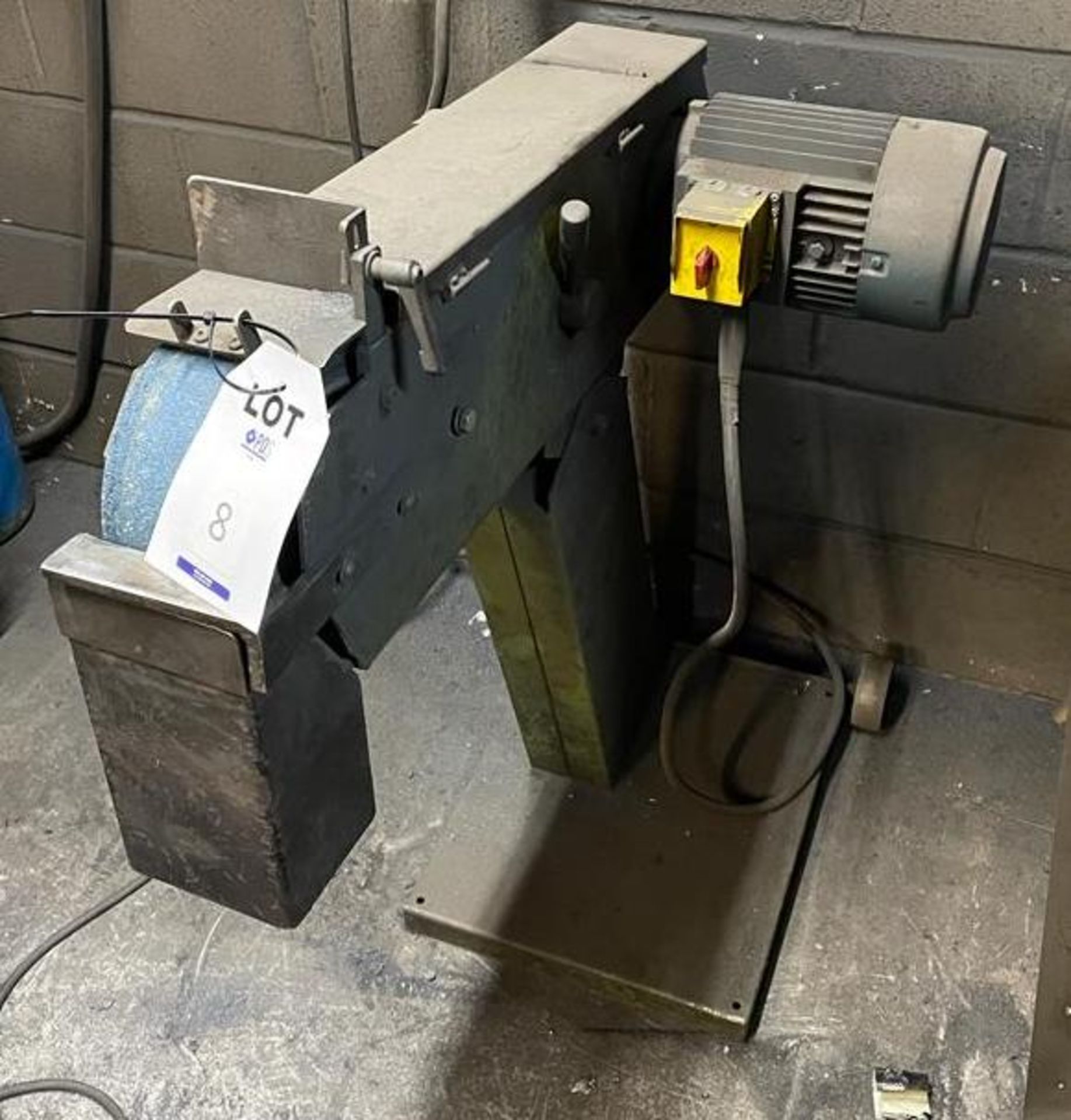 HM TAS-100 100 x 2000mm Belt Linisher, Serial Number 1110267 (Location Colchester. Please Refer to