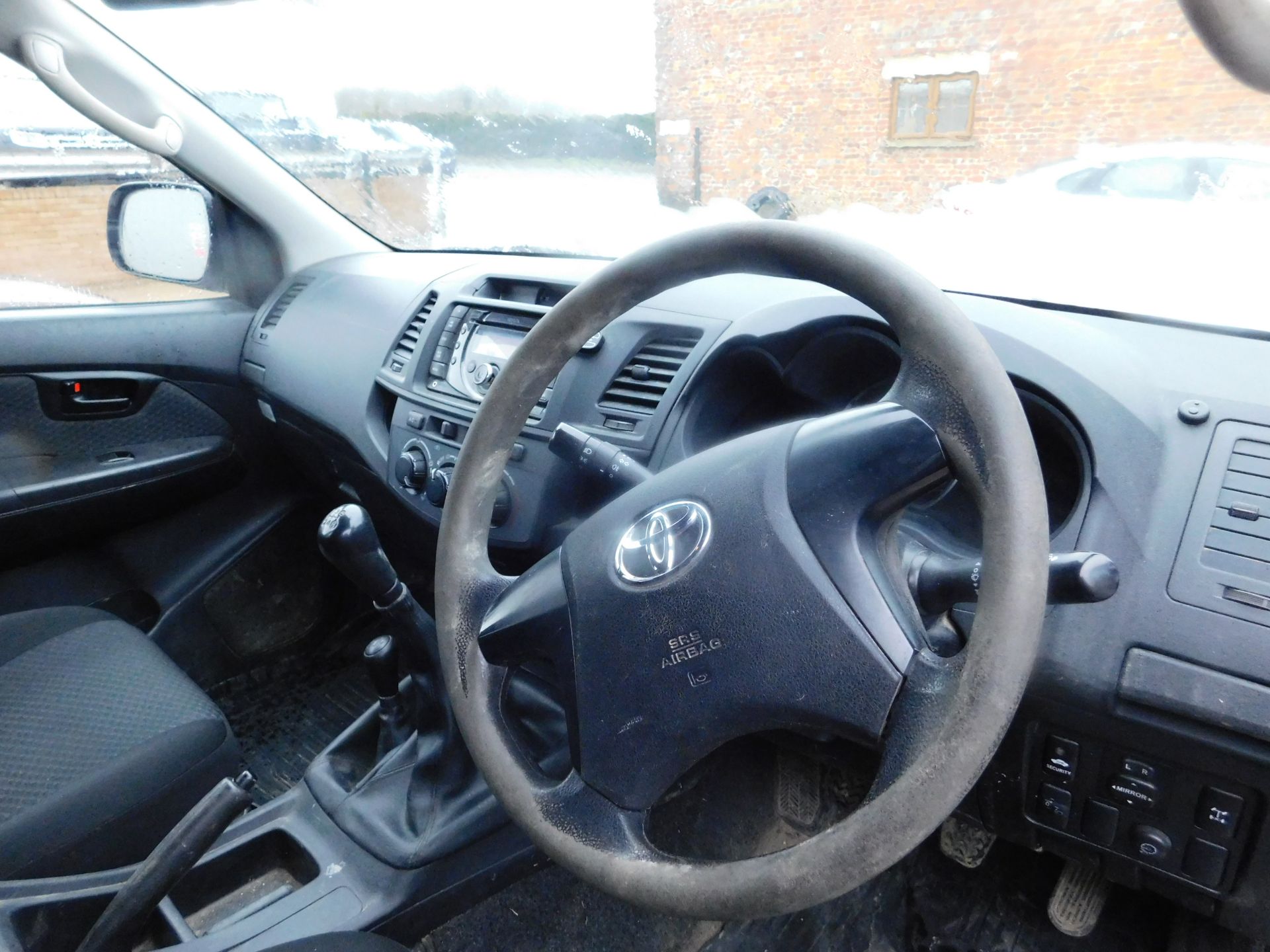 Toyota Hilux, Active Double Cab Pick Up 2.5 D-4D 4WD, Registration FL15 ZKP, First Registered 9th - Bild 23 aus 25