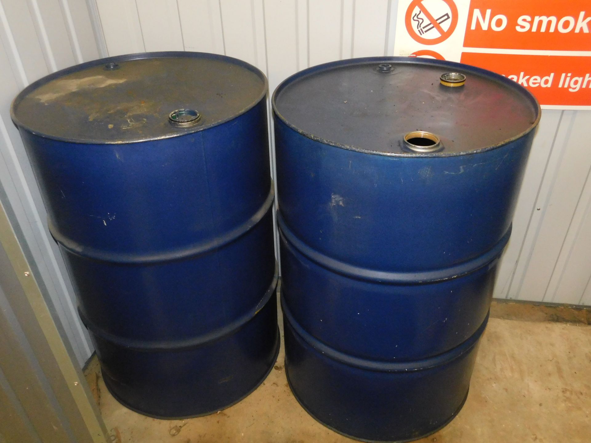 Manual Pump & 4 Metal Drums (Location Ashford, Kent. Please Refer to General Notes) - Image 3 of 4