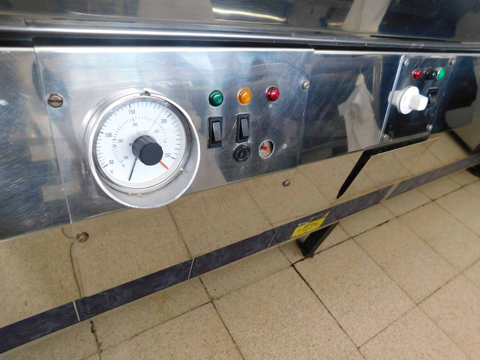 Stainless Steel Chip Fryer & Warming Range, 259cm x 108cm x 148cm (Buyer to Provide Qualified - Image 6 of 8