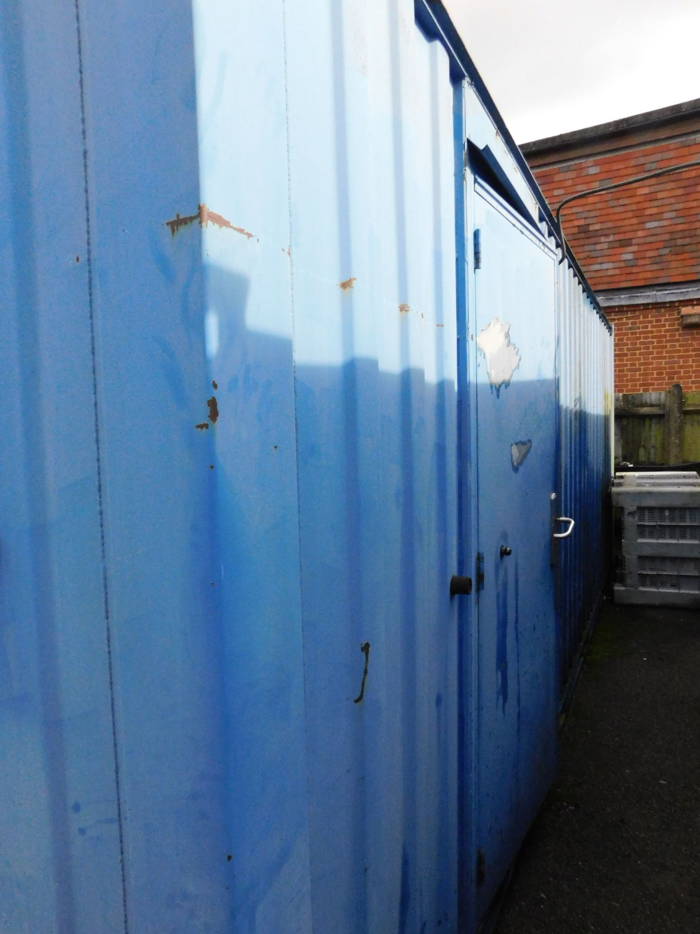 20ft Metal Site Office Cabin (Contents Not Included) (Collection Delayed to Wednesday 19th April) ( - Image 3 of 3