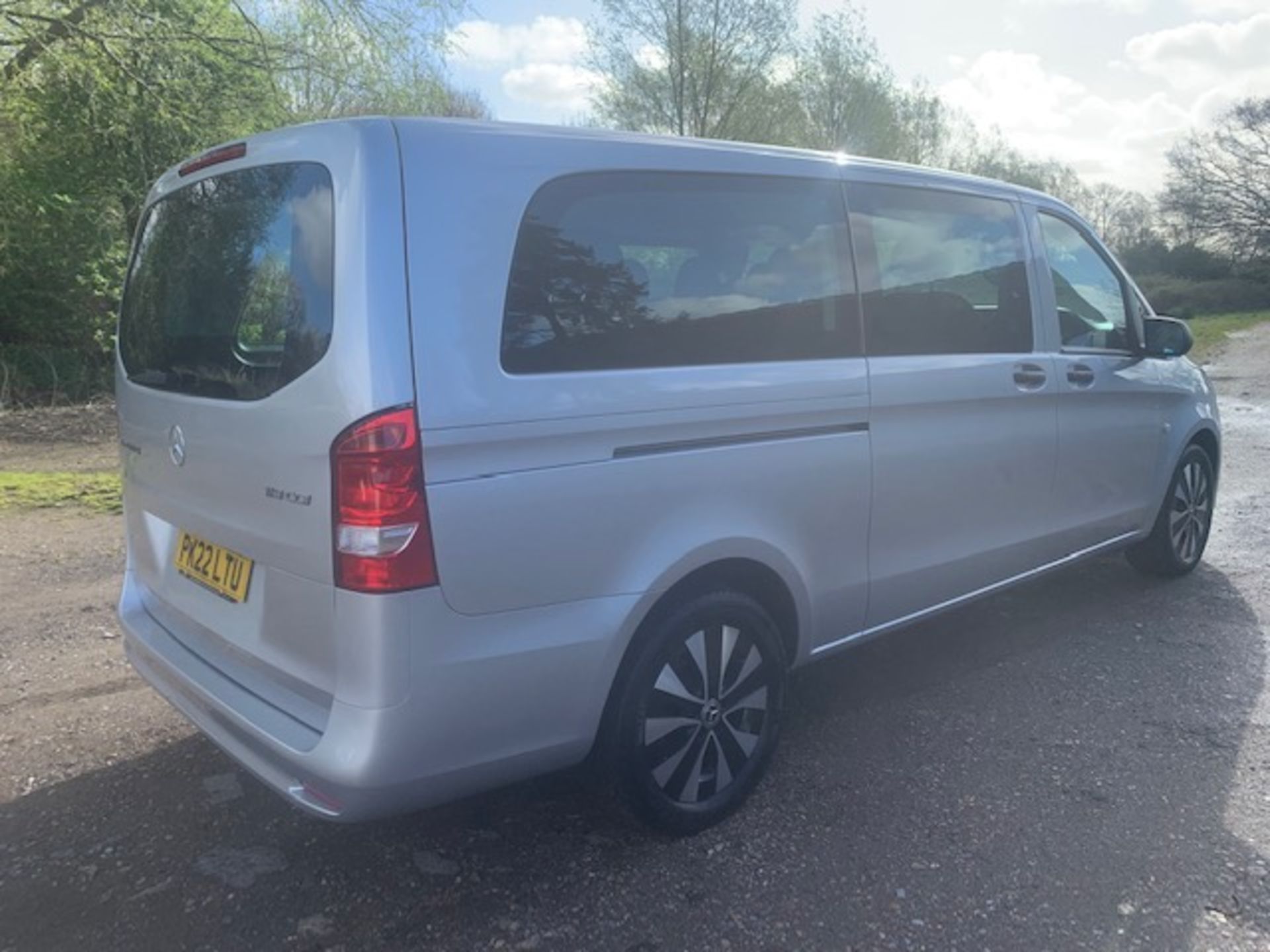 Mercedes-Benz Vito Tourer 119 CDI Select 9-Seat Minibus, 9GTronic, Registration PK22 LTU, First - Image 16 of 26