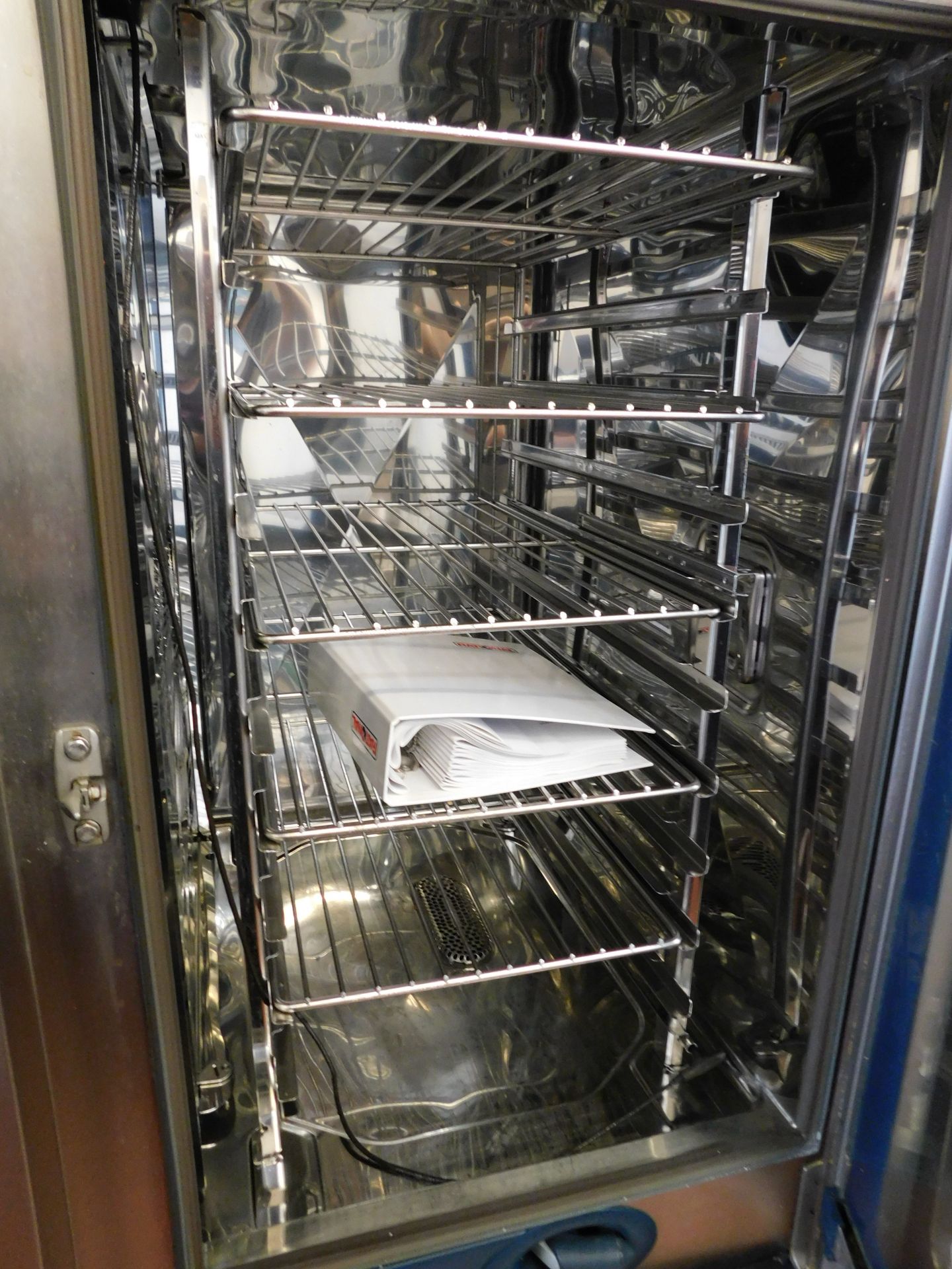 Rational SCCWE101G Gas Self Cooking Centre on Stand, s/n; G11SH16052517116 (2011) (Location: - Image 3 of 5