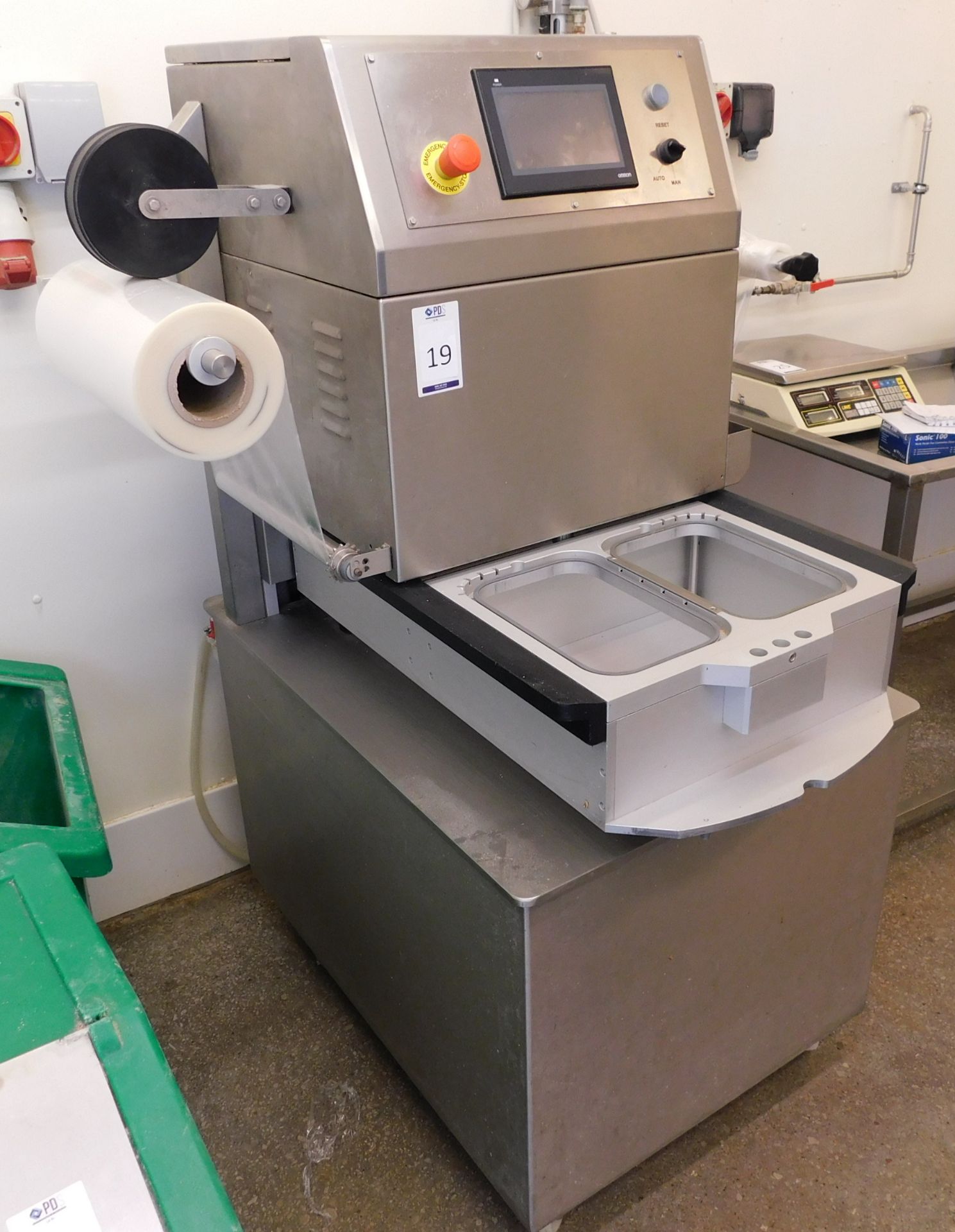 Italian Pack II OLYV400CMPLCR Olympus Vac Twin Tray Vacuum Packer, s/n; 185034 (2018) (Location: