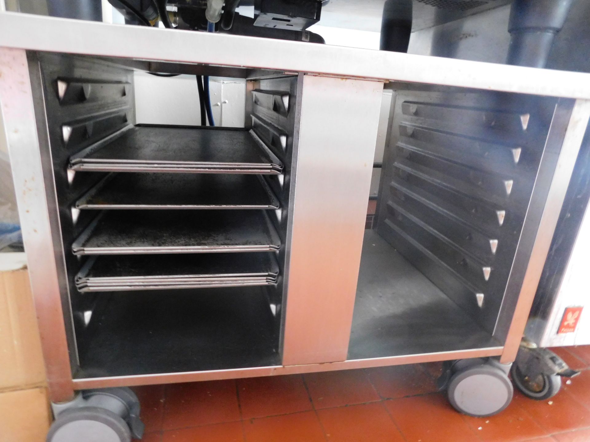 Rational SCCWE101 Electric Oven with Fitted Hood on Trolley, s/n; E11SH16052517312 (2011) (Location: - Image 5 of 8