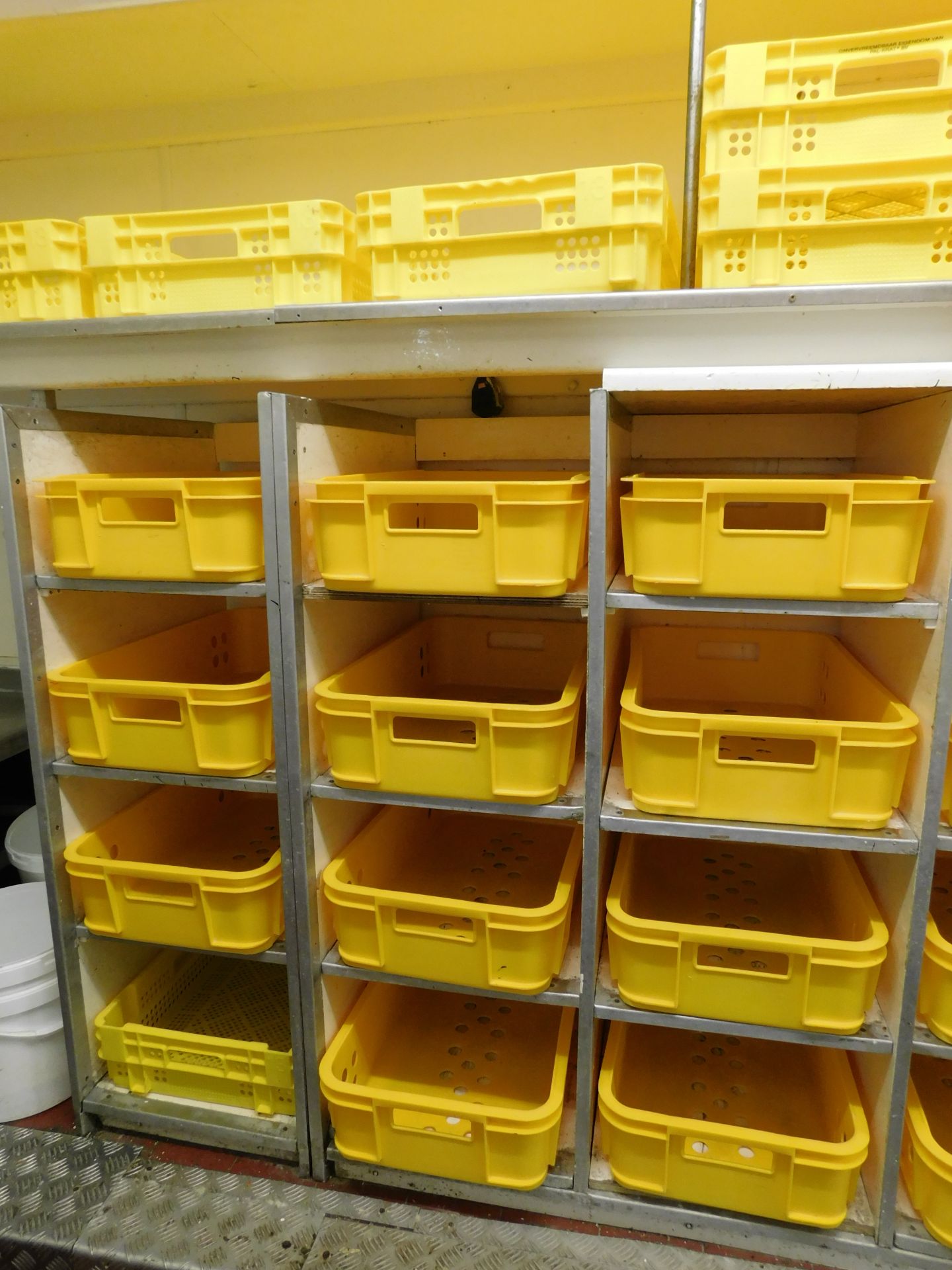 37 Plastic Trays (Location: Skelmersdale. Please Refer to General Notes) - Image 3 of 4