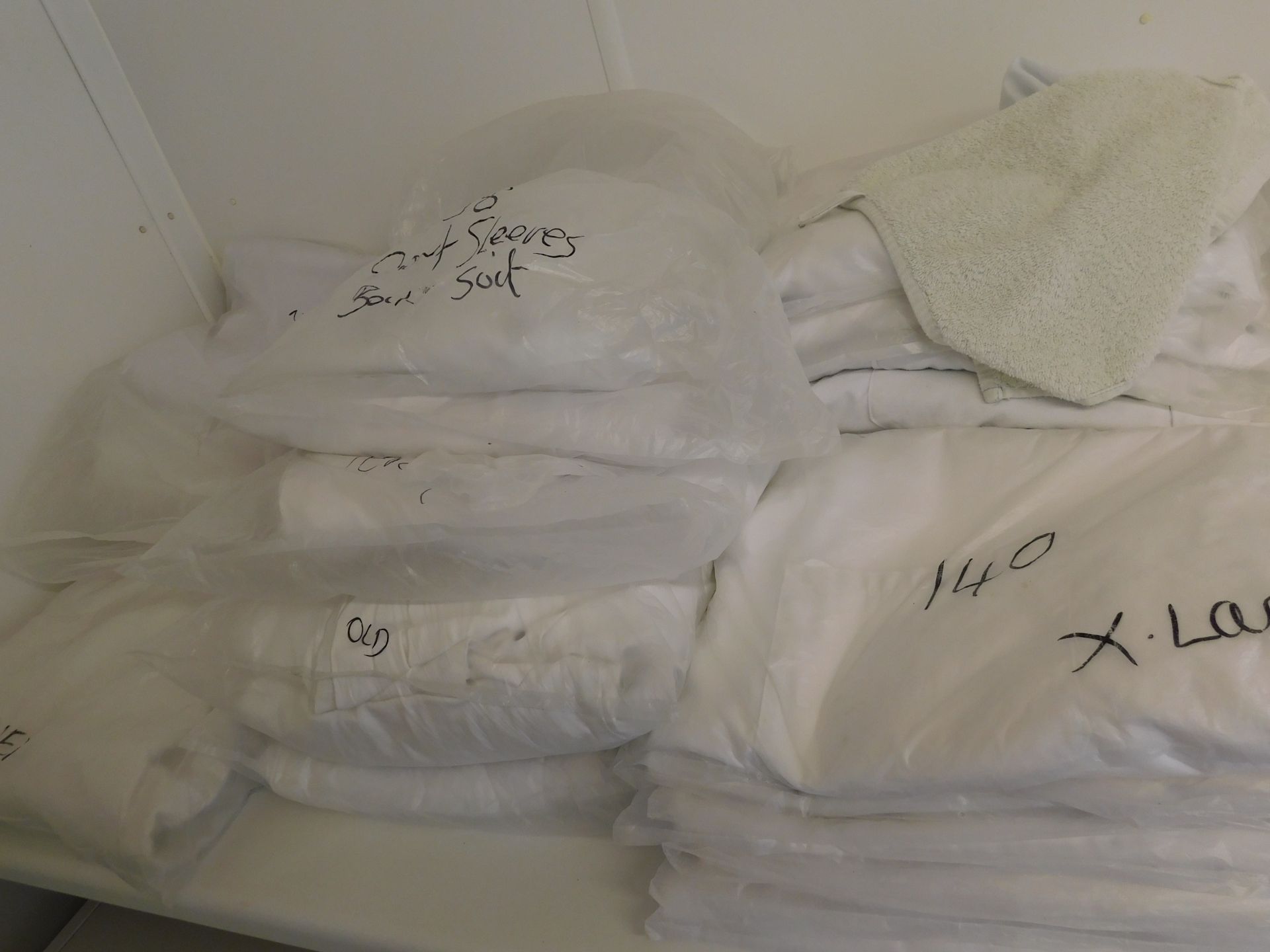 Quantity of Assorted Aprons & Hats etc. (Location: Skelmersdale. Please Refer to General Notes) - Image 4 of 6