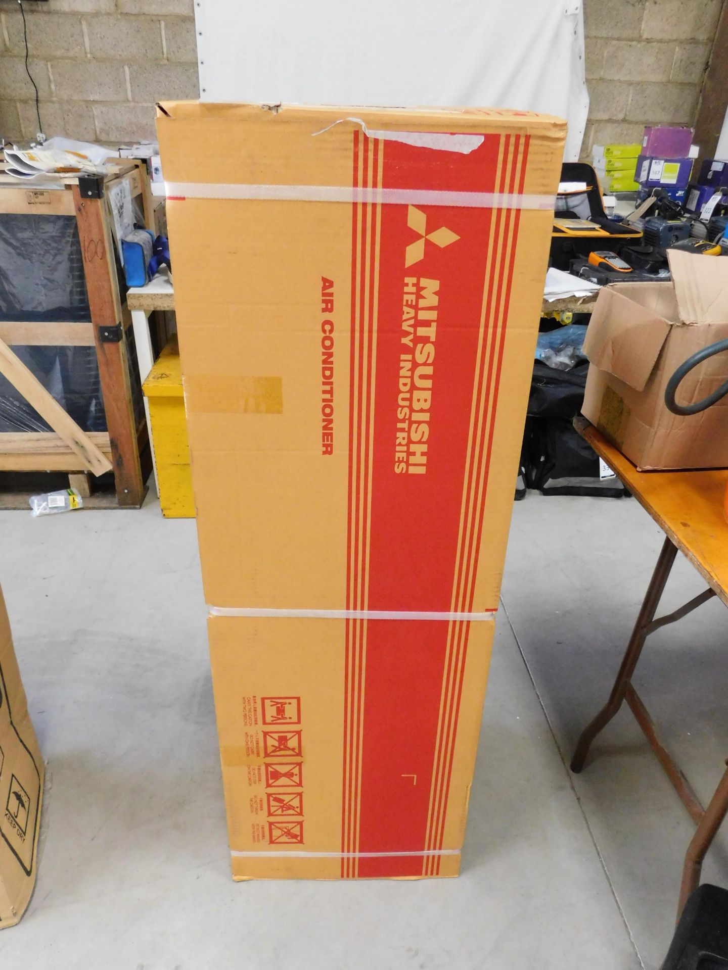 Mitsubishi SPK100ZR-WF Air Conditioner (New & Boxed) (Location: Brentwood. Please Refer to General