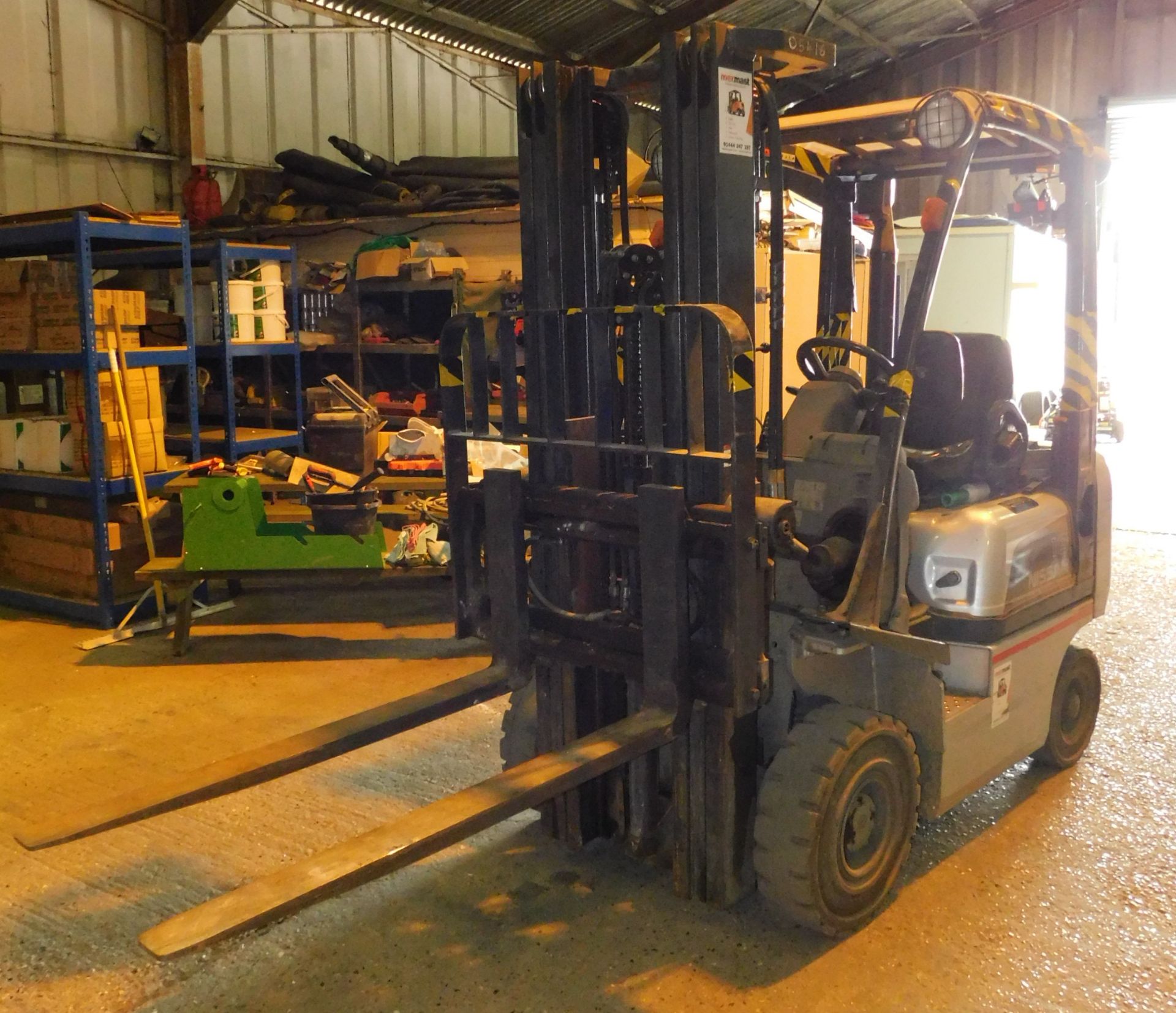 Nissan Type Y1D1A18Q Diesel Fork Lift Truck (2008), Serial Number Y1D1E700/131 with Sideshift, Rated