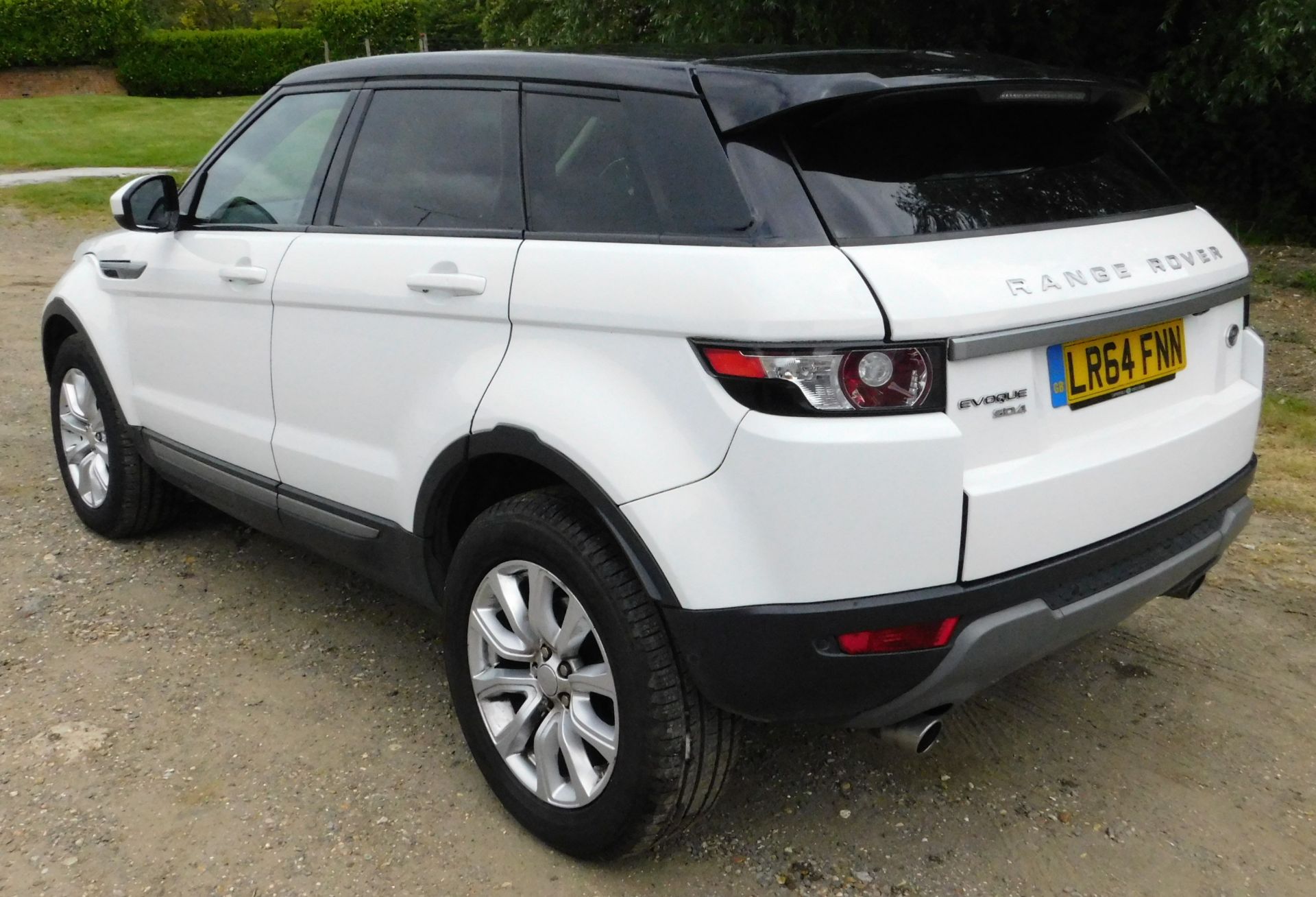 Land Rover Range Rover Evoque Hatchback, 2.2 Sd4 Pure 5dr Auto [Tech Pack], Registration LR64 FNN, - Bild 5 aus 27