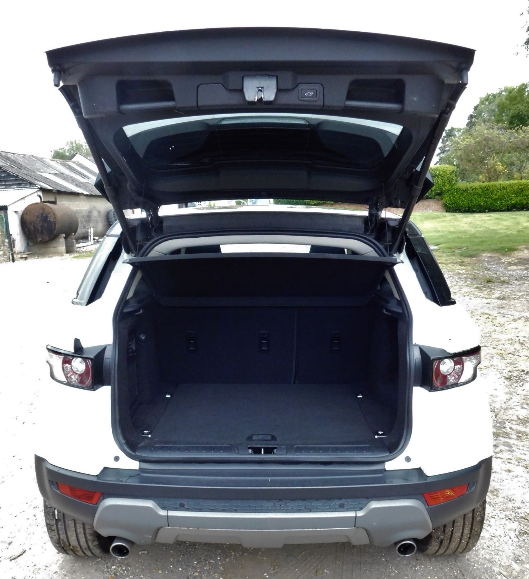 Land Rover Range Rover Evoque Hatchback, 2.2 Sd4 Pure 5dr Auto [Tech Pack], Registration LR64 FNN, - Bild 18 aus 27