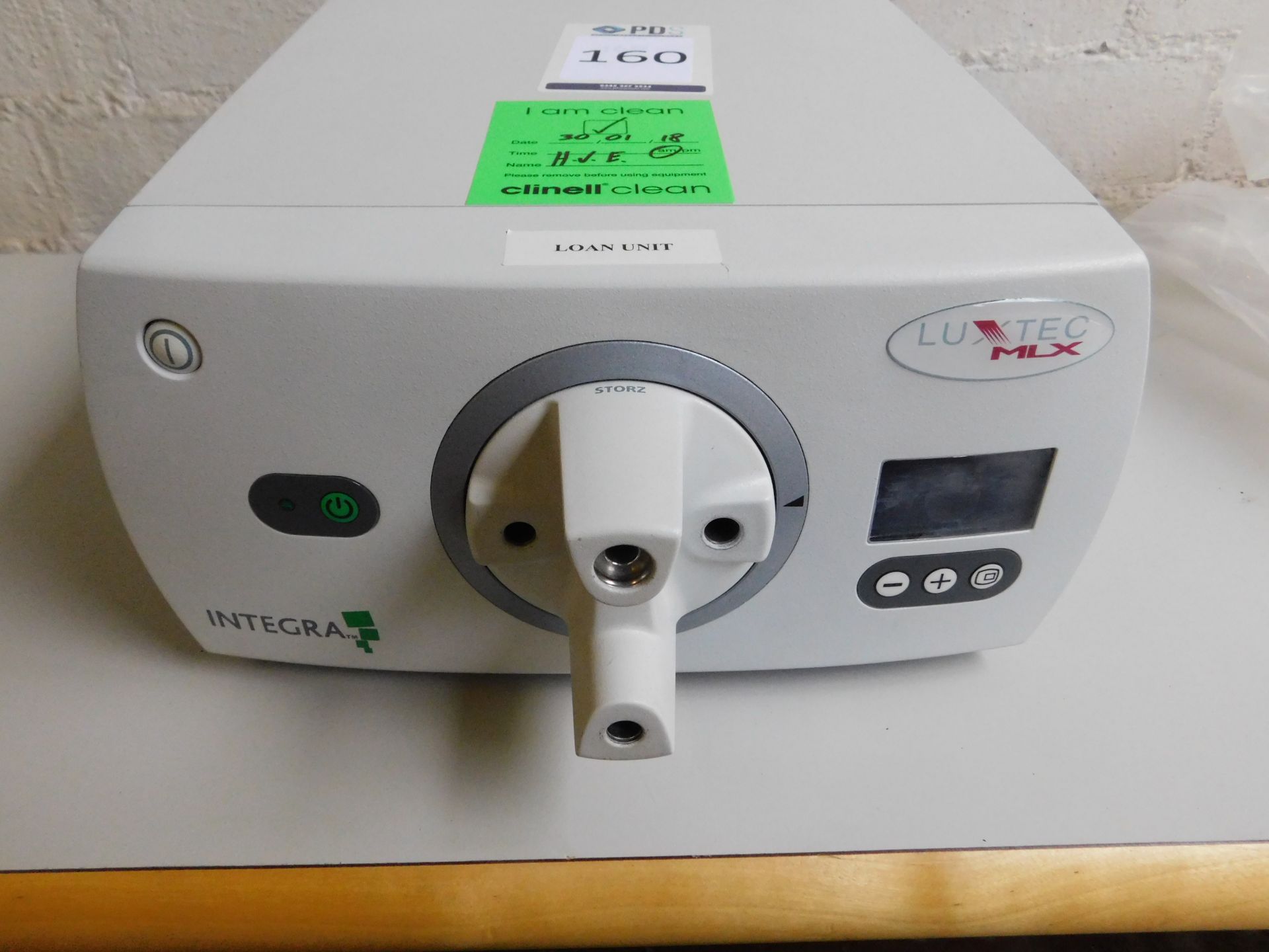 Integra LuxTec MLX Surgical Light Source, Serial Number 13A00MLX10562 (Location: Bushey. Please - Image 2 of 3