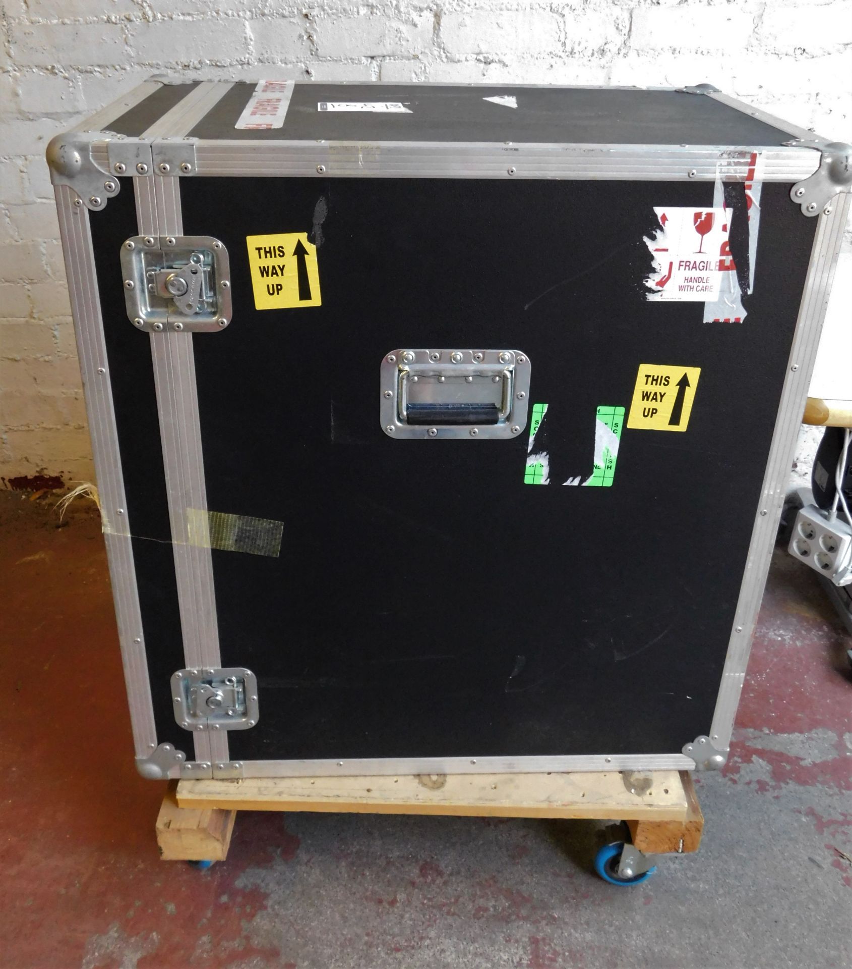 Medcos MC0010011 MicoSkinPolish Unit, with Bespoke Fibre Flight Case (Location: Bushey. Please Refer - Image 5 of 5