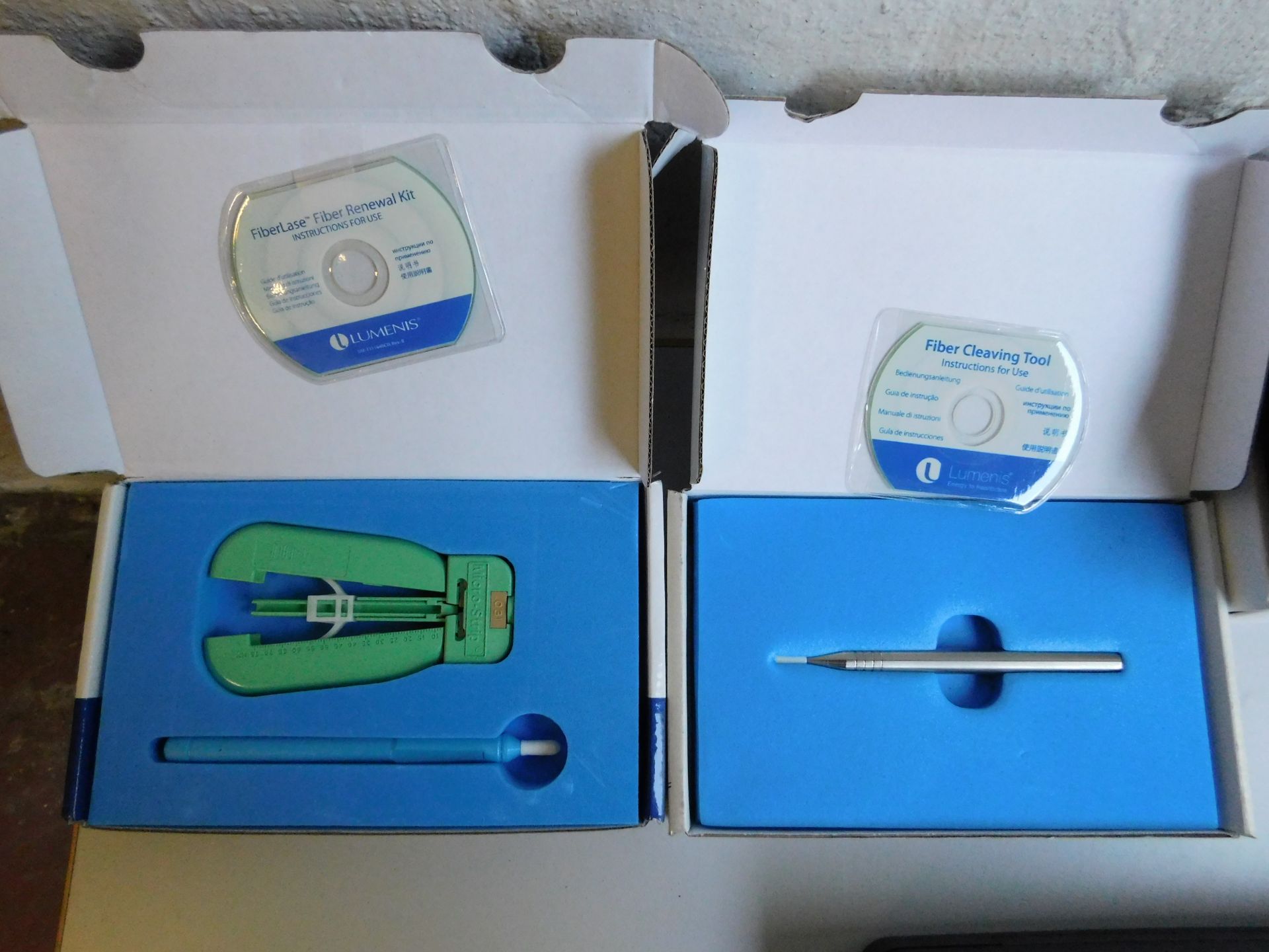 Lumenis Versapulse Accessories Including: Inspection Scopes & 2 FiberLase Fiber Renewal Kits ( - Image 6 of 6