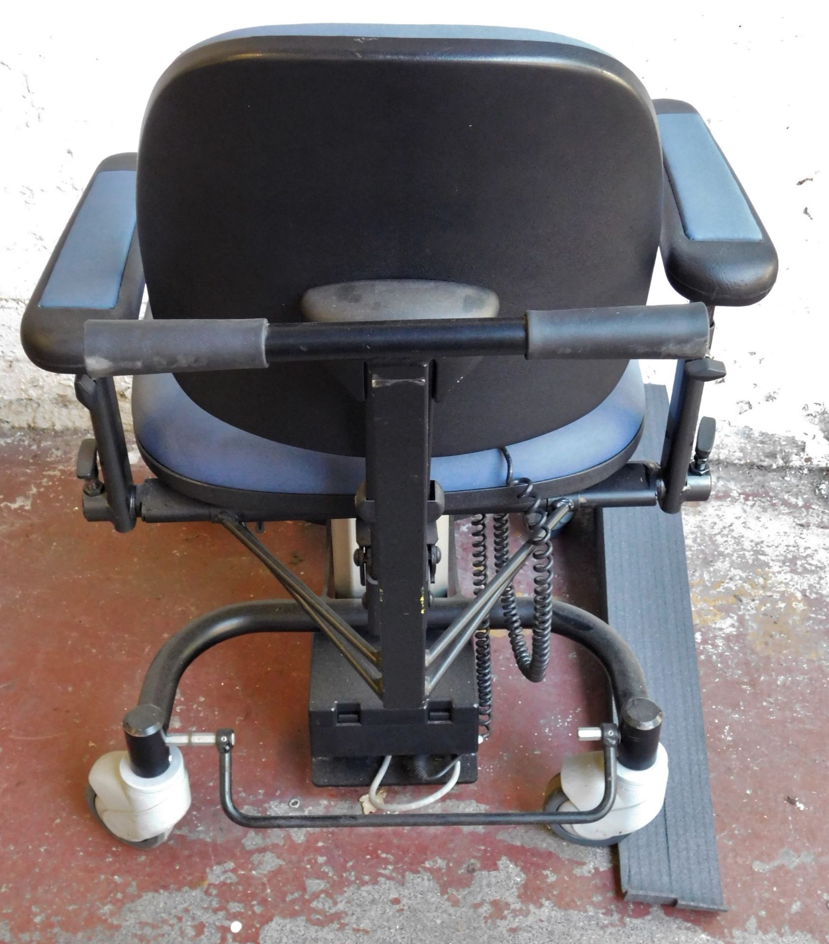 Rini HB41A00-00002 Ophthalmic Operating Chair, Serial Number 173-06 (Location: Bushey. Please - Image 2 of 4
