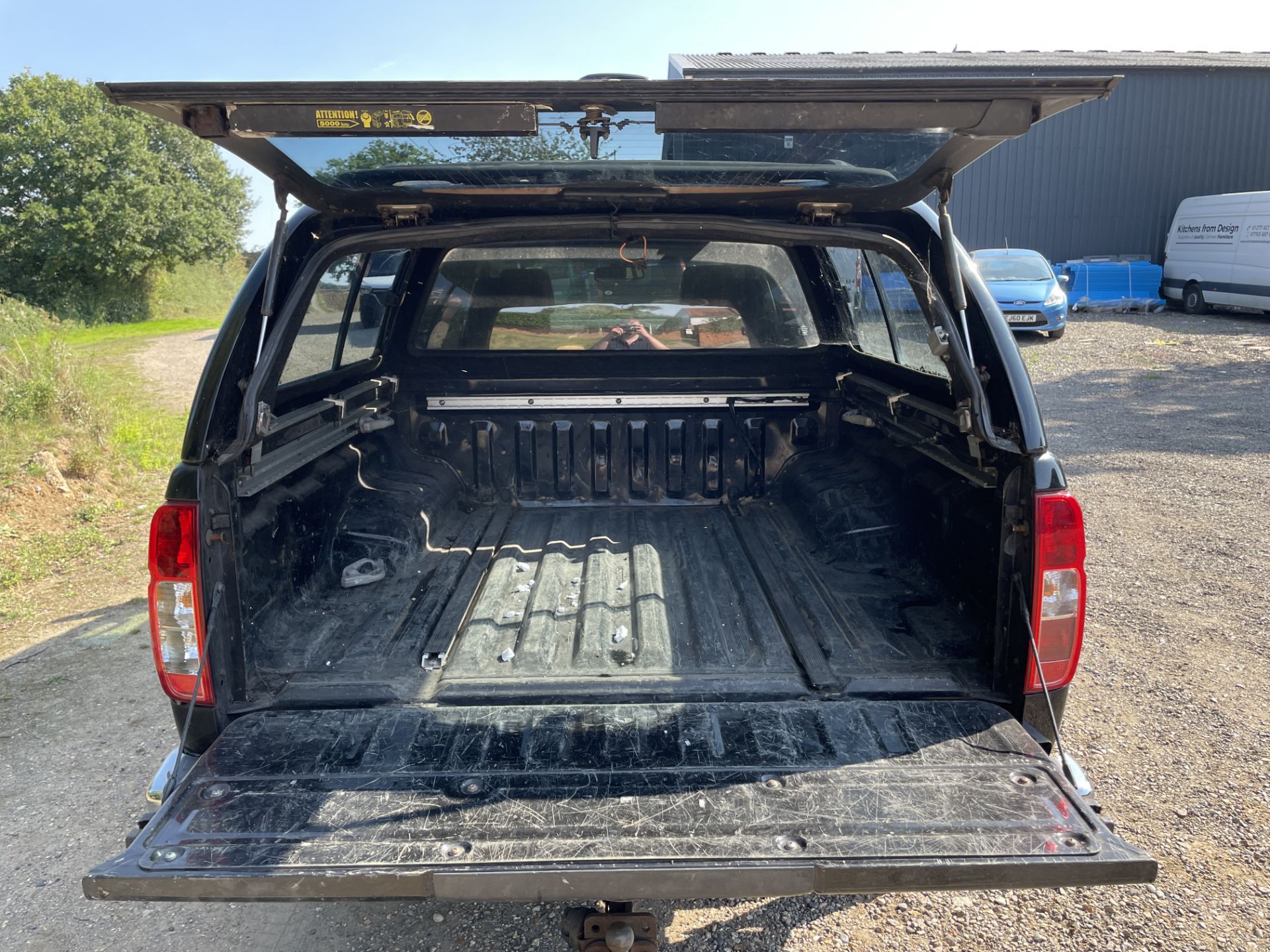 NISSAN NAVARA Double Cab Pick Up Outlaw, 2.5dCi 169 4WD, Registration PJ58 TWX, First Registered 23r - Image 20 of 35