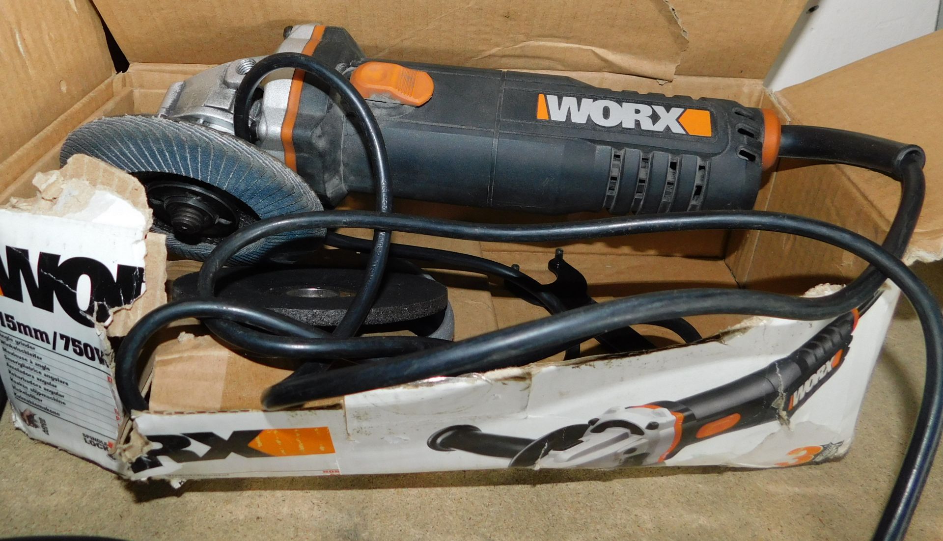 Wesco Pistol Drill & Worx Angle Grinder (European 2-Pin Plug) (Location: Stockport. Please Refer - Image 3 of 3