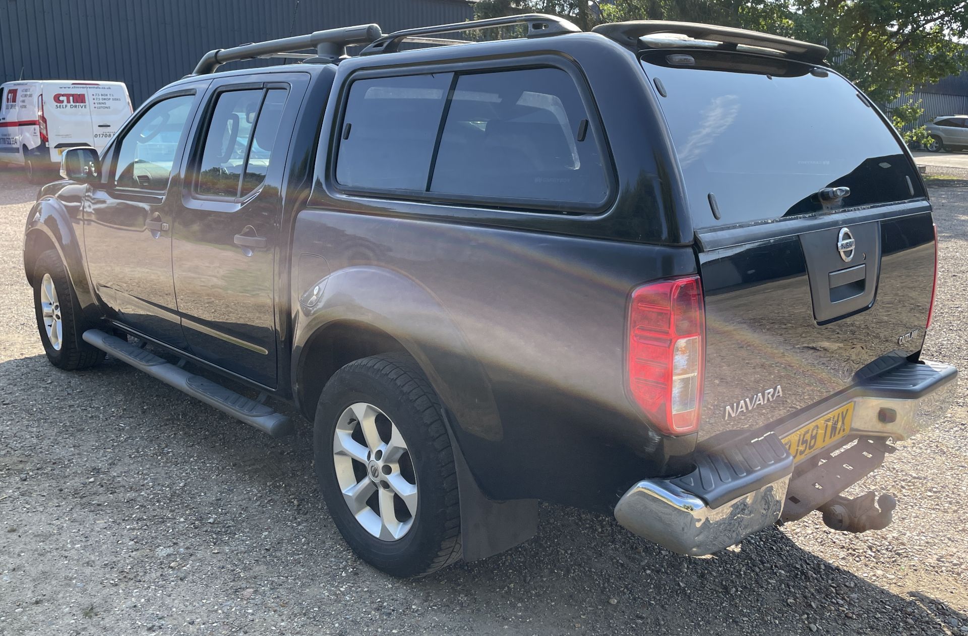 NISSAN NAVARA Double Cab Pick Up Outlaw, 2.5dCi 169 4WD, Registration PJ58 TWX, First Registered 23r - Image 3 of 35