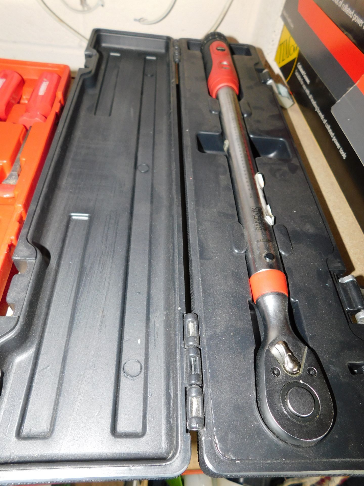 Chisel Set & Torque Wrench (Location: Stockport. Please Refer to General Notes) - Image 3 of 3