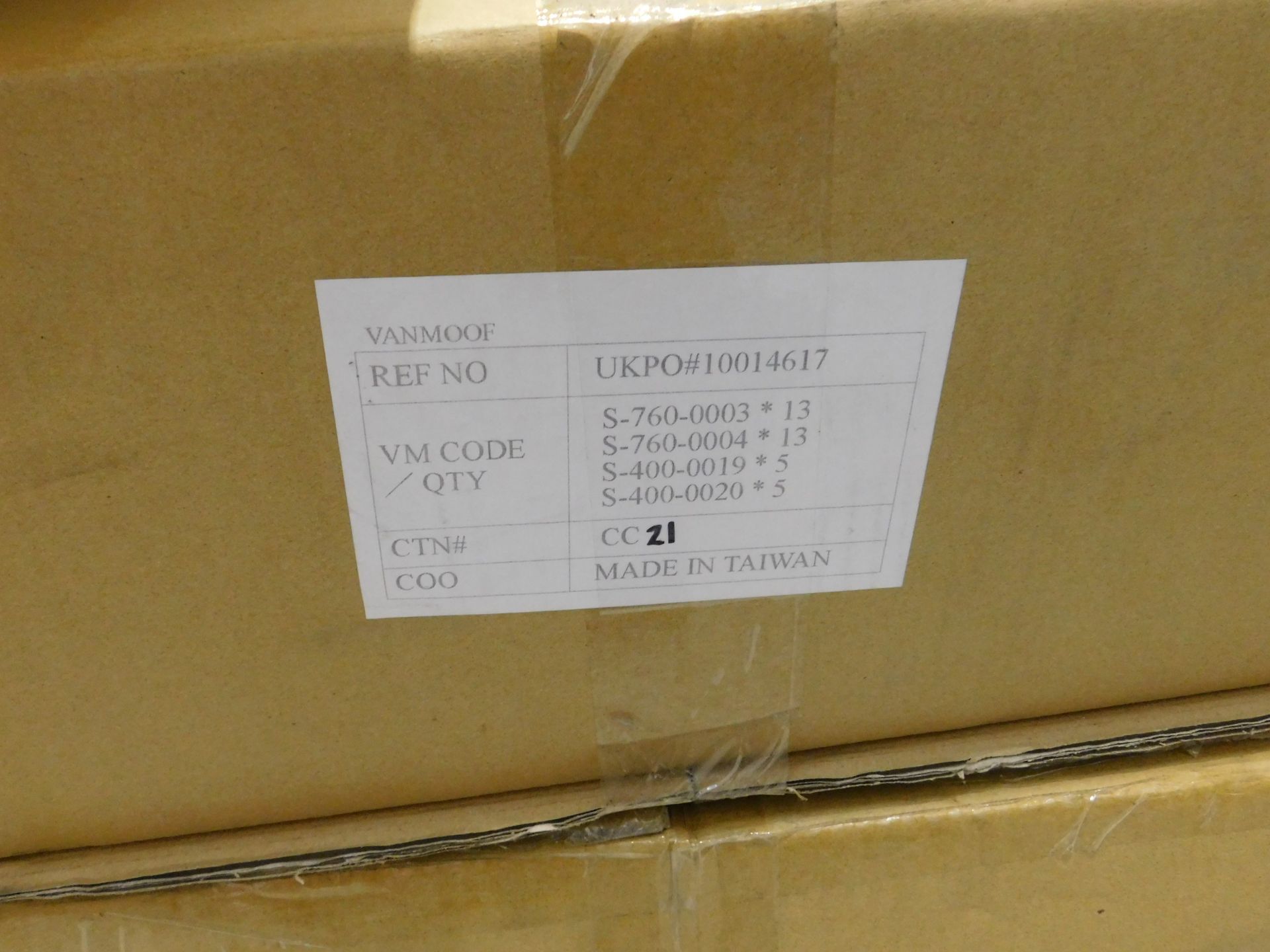 2 Boxes of VanMoof Front/Rear Fenders, 27.5 Inch, to Suit VanMoof S5 (Location Park Royal N W - Bild 2 aus 3