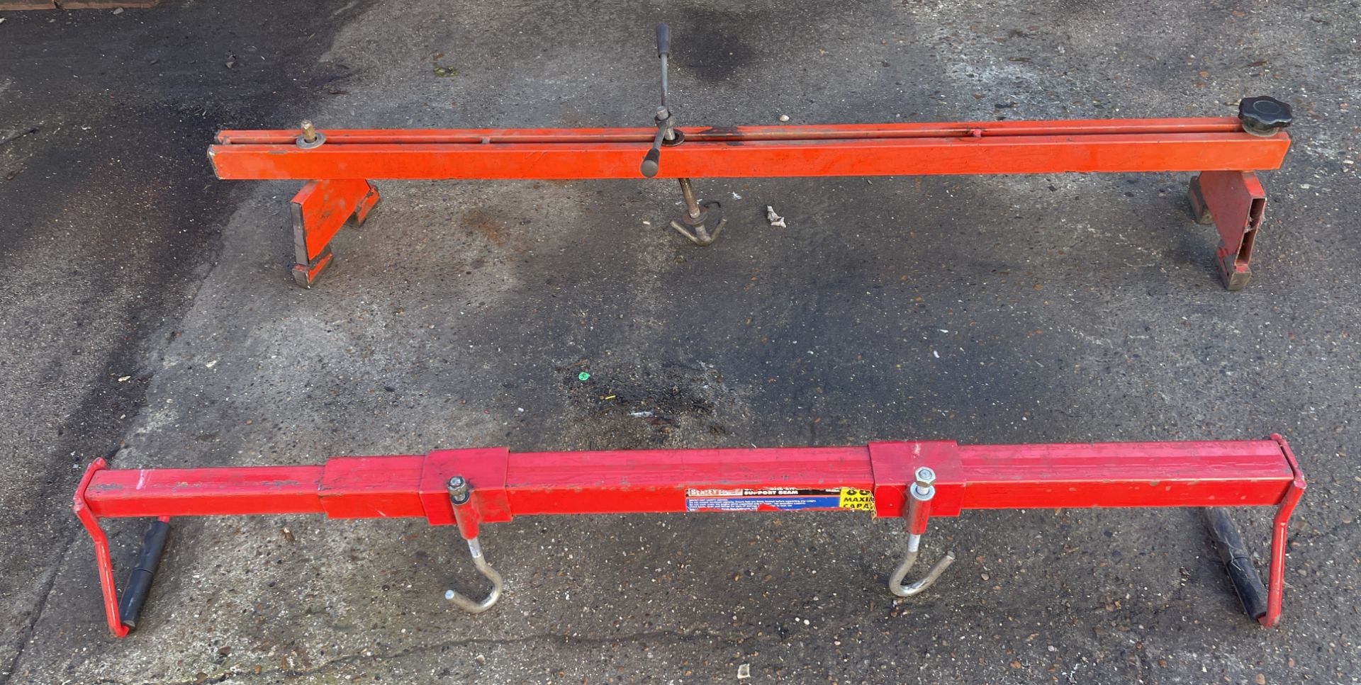 Sealey Garage Crane with Two Support Beams, Capacity 600kg (Location Sittingbourne. Please Refer - Image 2 of 3